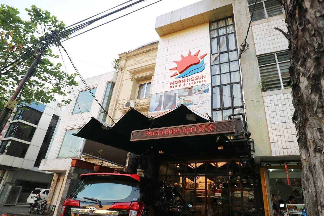 Hotel Morning Sun Surabaya Exterior foto